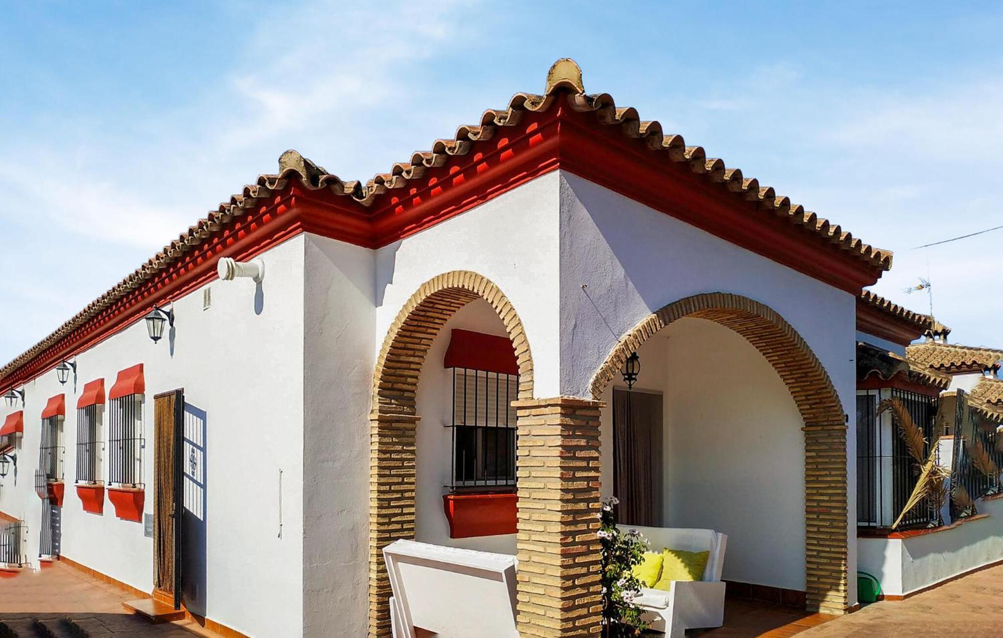 3 Bedroom Lovely In Chiclana De La Fronter